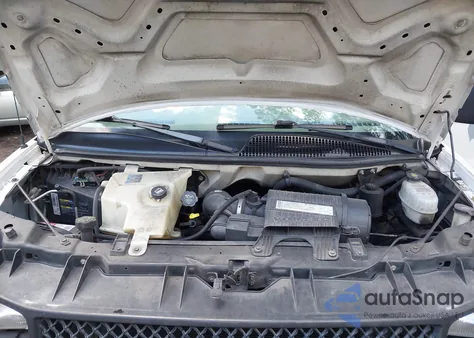 2006 Chevrolet Express Work Van from USA, damaged, VIN 1GCGG25V661244491